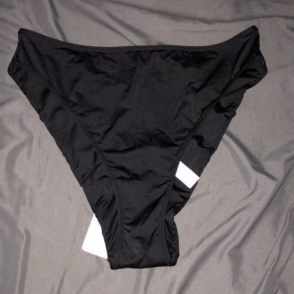 Savage X Fenty Panty - Picture 2 of 4